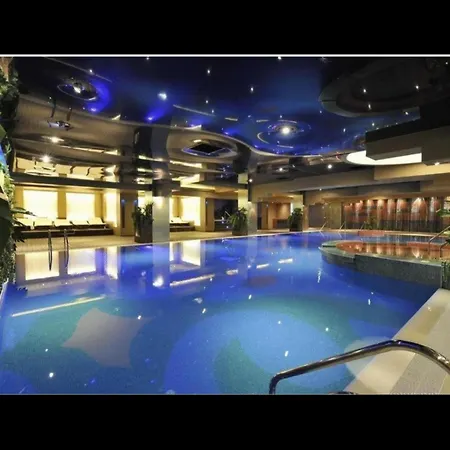 Sweet Hotel